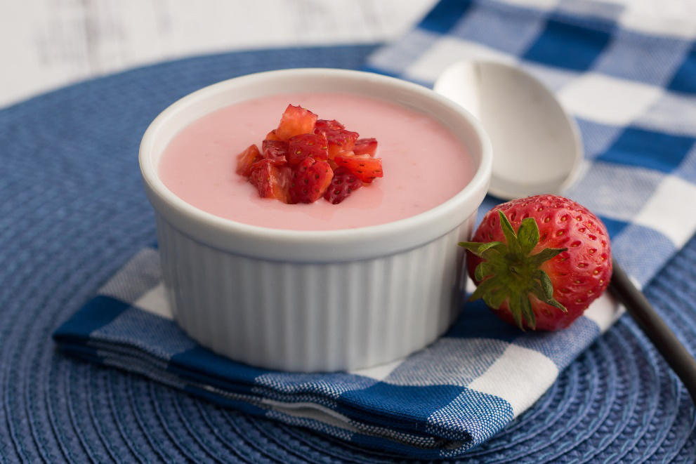 Strawberry Vanilla Oat Smoothie – Cabot Creamery