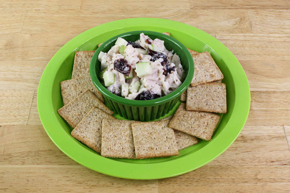 Fruited Chicken Salad With Crackers photo